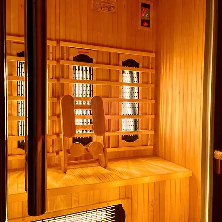 펜션 La Parenthese - Peaceful And Family-friendly In