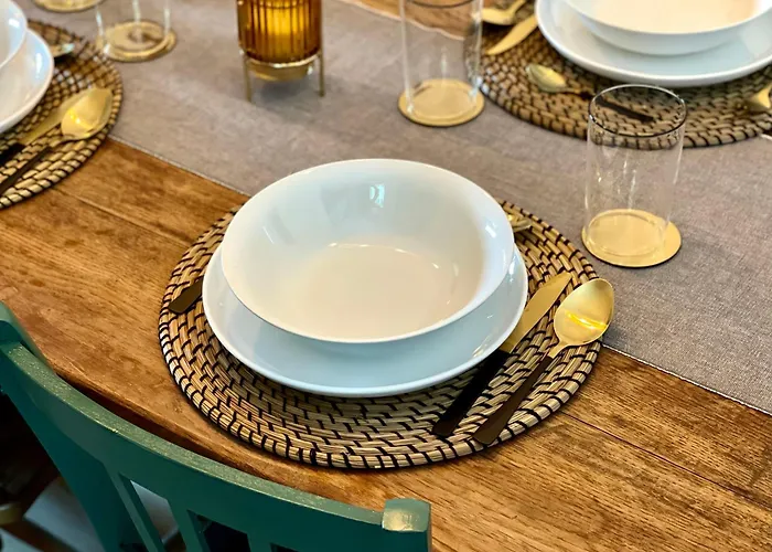 La Parenthese - Peaceful And Family-friendly In バストーニュ