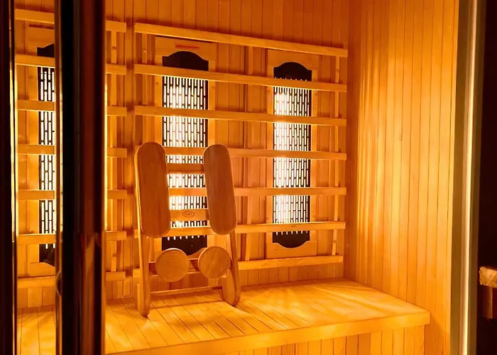 別荘 La Parenthese - Peaceful And Family-friendly In